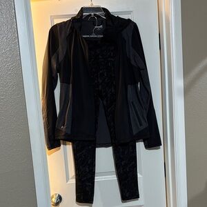 Kirkland Signature Black and Gray Leggings